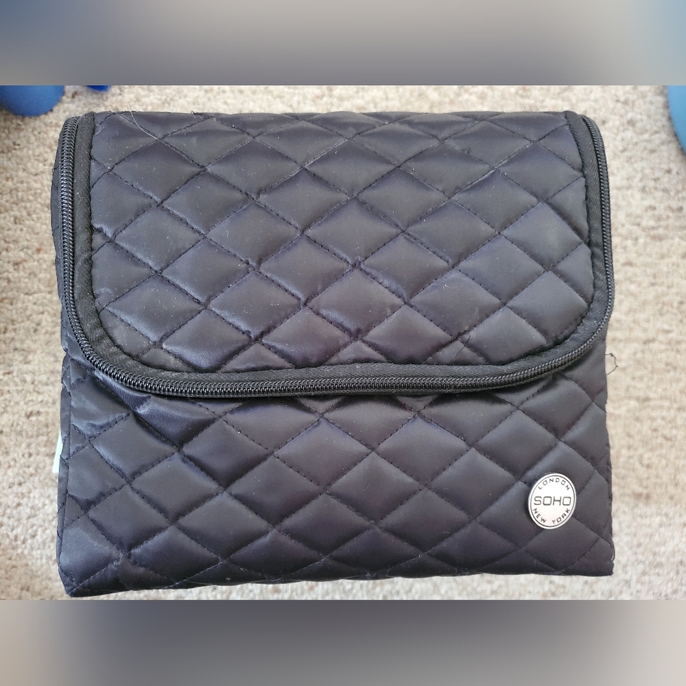 SOHO makeup case